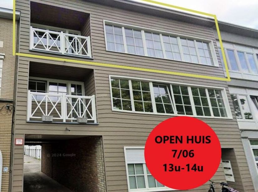 OPEN HUIS ZATERDAG 7/06 van 13u tot 14u. Groot lichtrijk energiezuinig appartement op de 2de verdieping in een kleinschalige residentie te Blankenberg